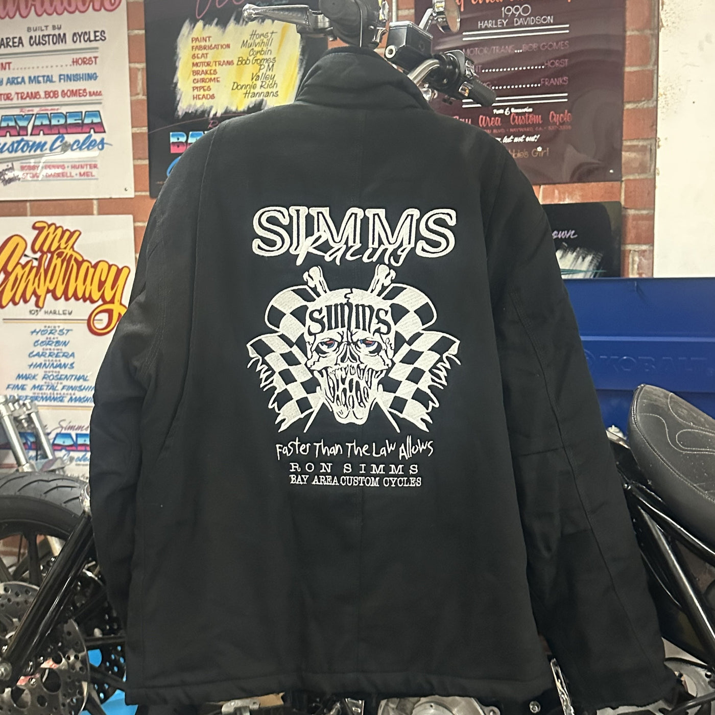 SIMMS Racing Skull Jacket -Black